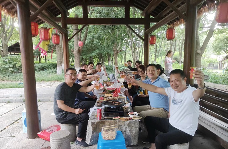 澳亞塑業(yè)在暨陽湖生態(tài)園桃花島舉行團(tuán)建活動(dòng) 圖3